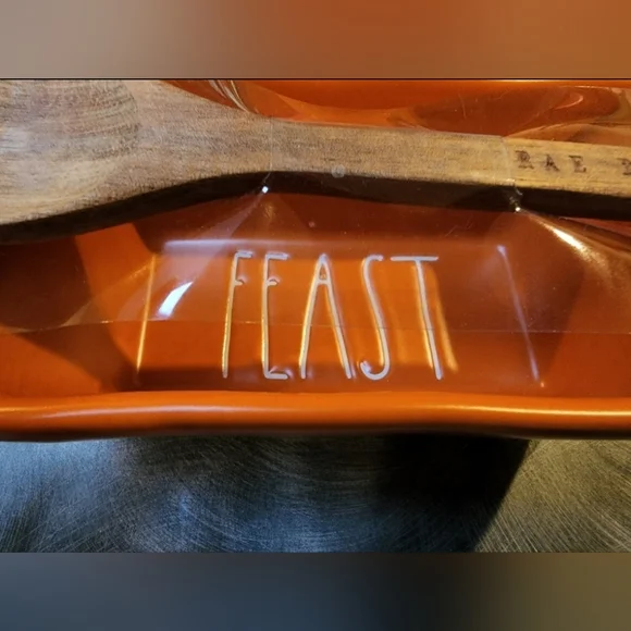 Rae Dunn Mini Loaf Pan - Picture 4 of 5